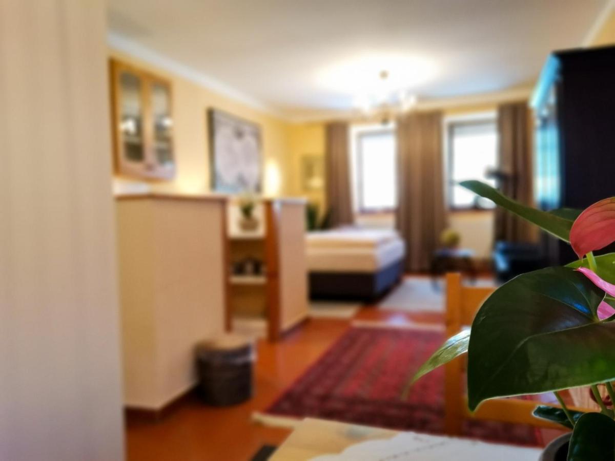 Gaestehaus Doris Purbach am Neusiedlersee Buitenkant foto