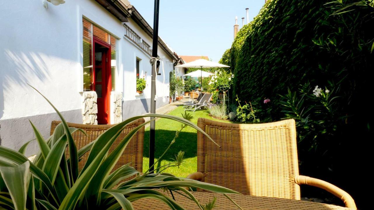 Gaestehaus Doris Purbach am Neusiedlersee Buitenkant foto